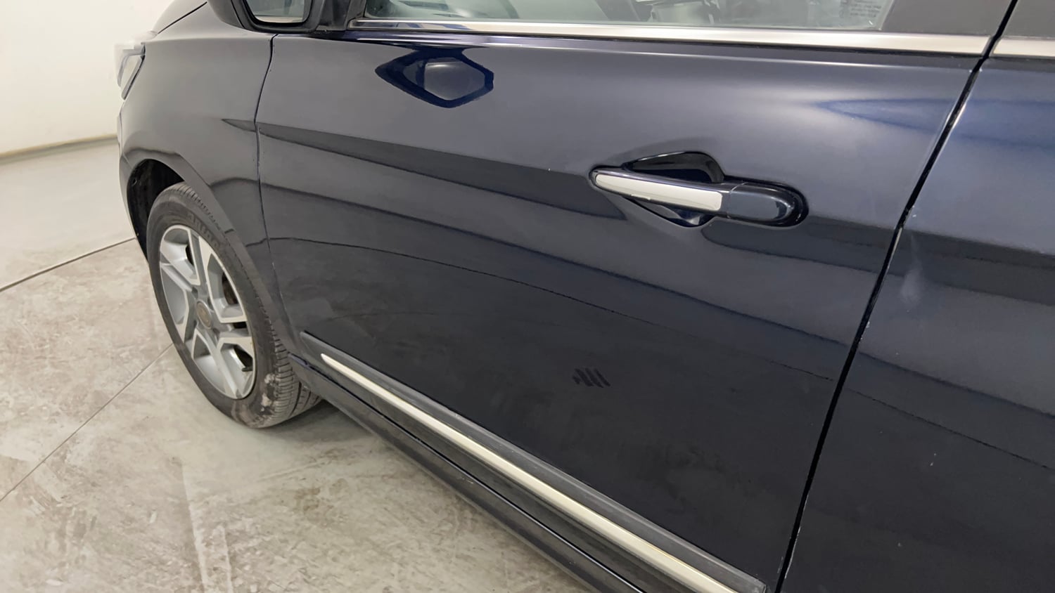 Used 2022 Tata Tigor XZ Plus Petrol Manual dents MINOR DENT