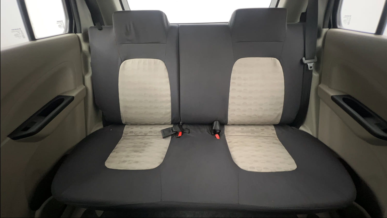Used 2017 Maruti Suzuki Celerio VXi Petrol Manual interior REAR SEAT CONDITION VIEW