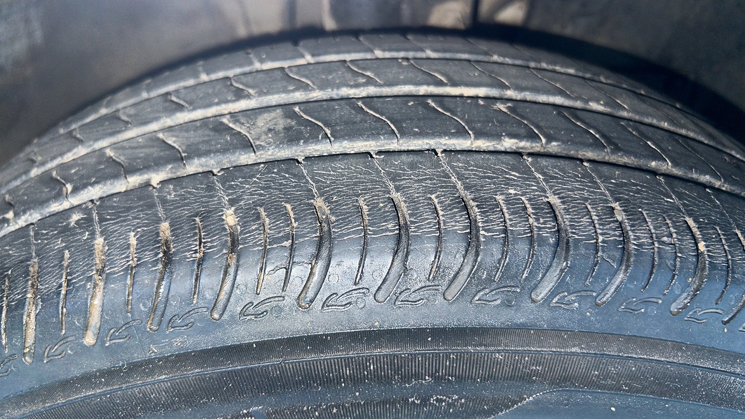 Used 2022 Maruti Suzuki Wagon R VXI 1.0 CNG Cng Manual tyres RIGHT FRONT TYRE TREAD VIEW