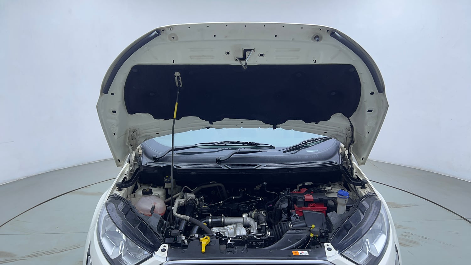 Used 2021 Ford EcoSport Trend 1.5L TDCi Diesel Manual engine ENGINE & BONNET OPEN FRONT VIEW