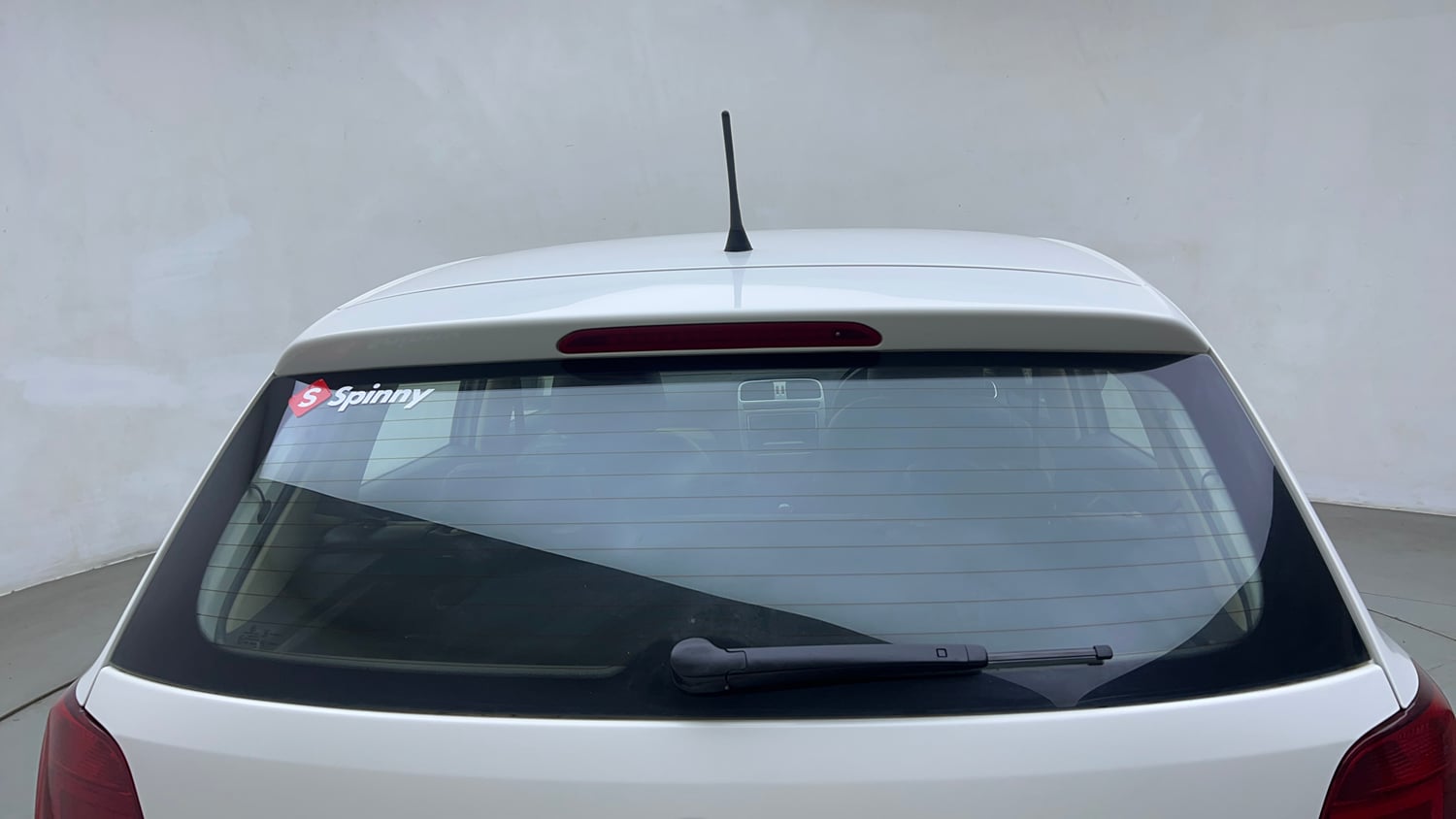 Used 2017 Volkswagen Polo Highline1.2L (P) Petrol Manual exterior BACK WINDSHIELD VIEW