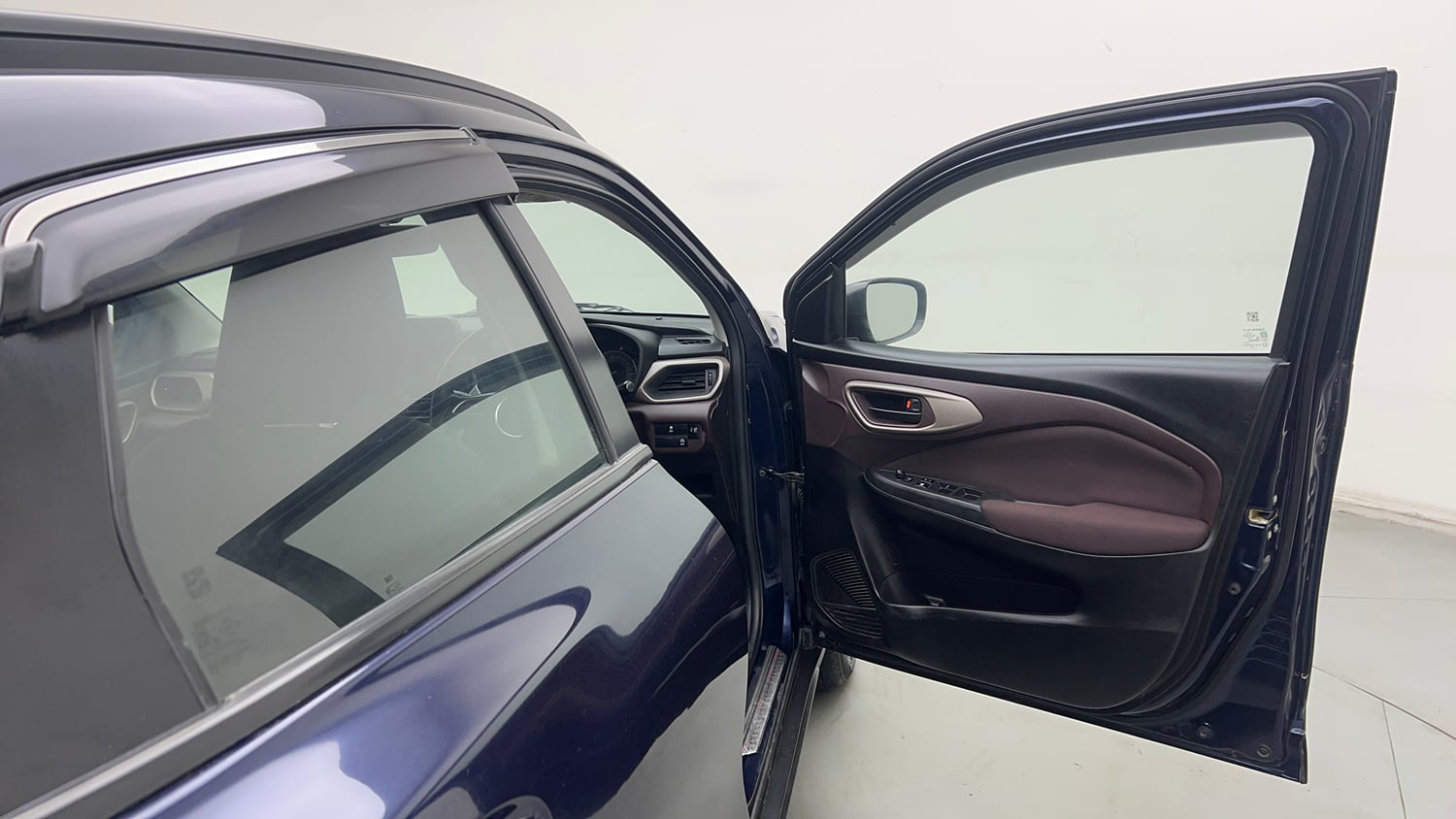 Used 2023 Maruti Suzuki Fronx Delta Plus 1.2L AGS Petrol Automatic interior RIGHT FRONT DOOR OPEN VIEW