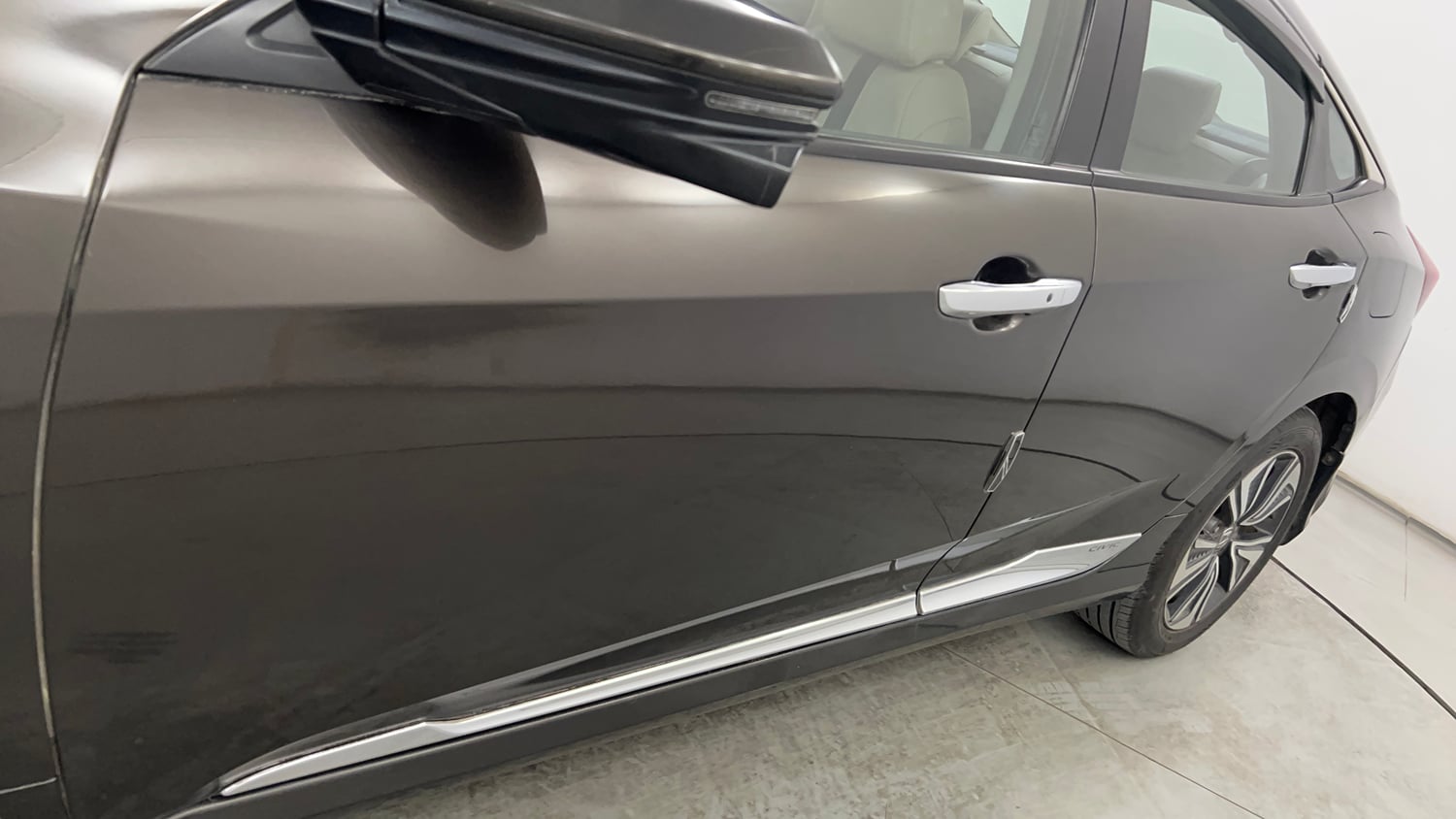 Used 2019 Honda Civic ZX CVT Petrol Petrol Automatic dents MINOR SCRATCH