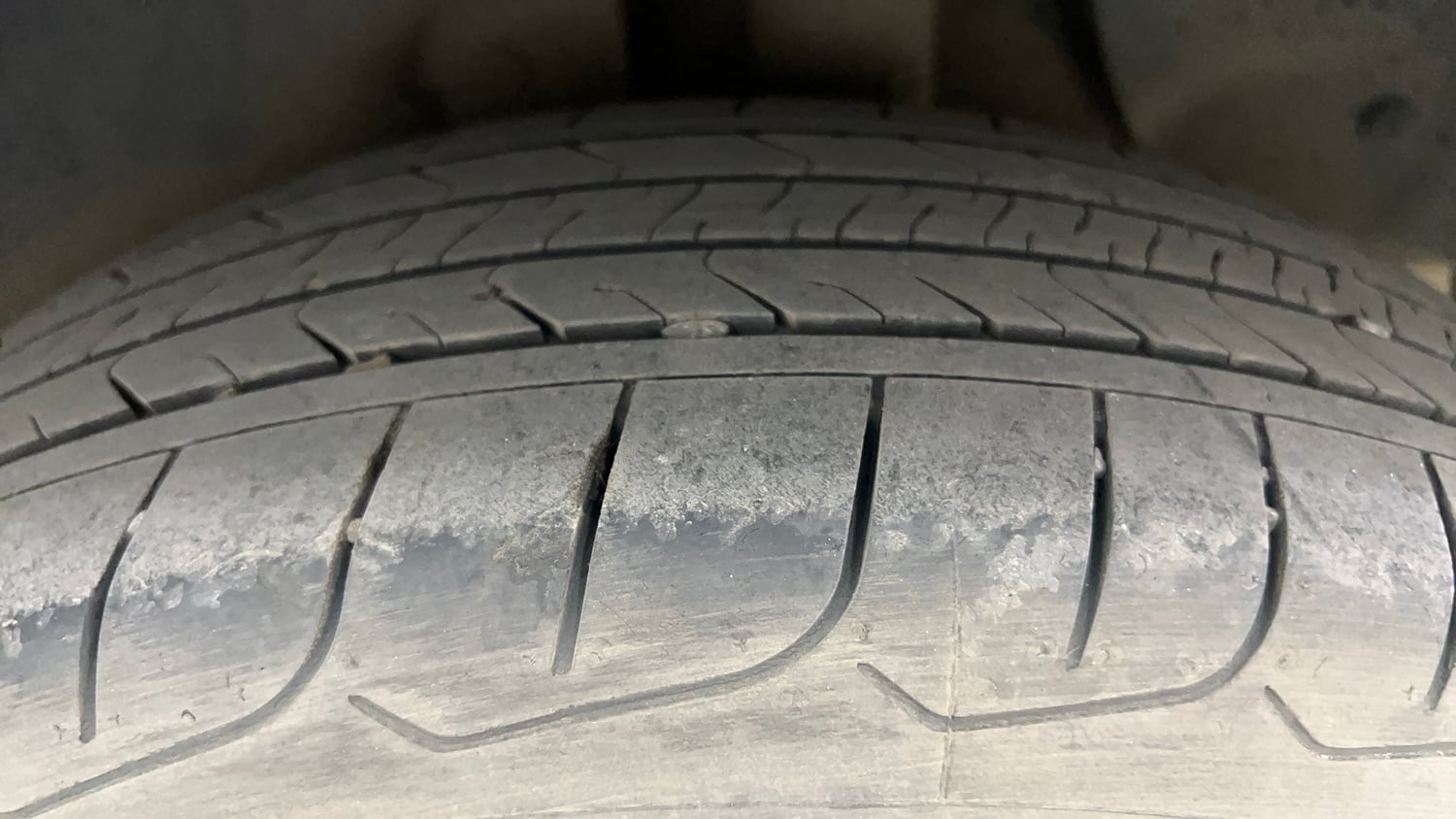 Used 2015 Hyundai Creta 1.6 SX Plus AT Diesel Automatic tyres LEFT REAR TYRE TREAD VIEW