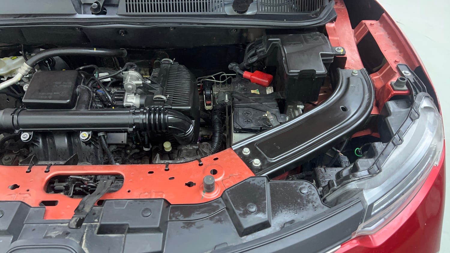 Used 2023 Renault Kiger RXZ AMT Petrol Automatic engine ENGINE LEFT SIDE VIEW