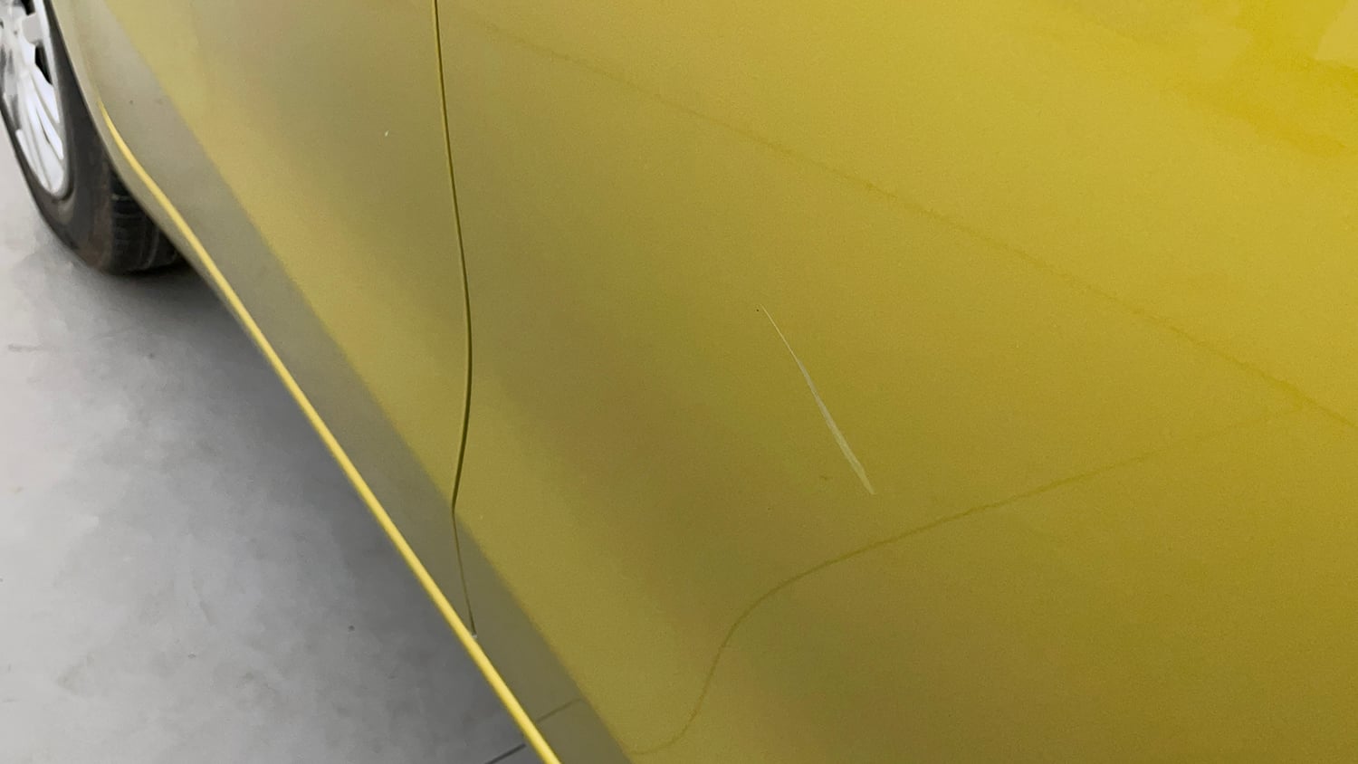 Used 2014 Maruti Suzuki Celerio VXi AMT Petrol Automatic dents MINOR SCRATCH