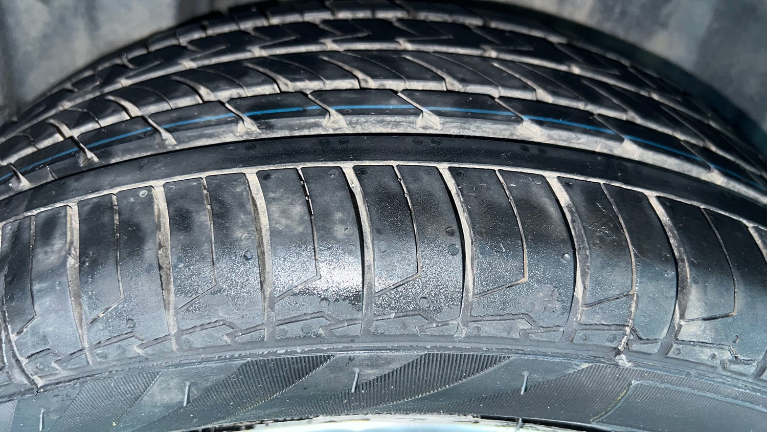Used 2023 Toyota Glanza G AMT Petrol Automatic tyres RIGHT REAR TYRE TREAD VIEW