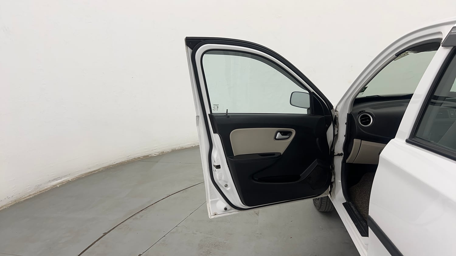 Used 2021 Maruti Suzuki Alto 800 LXi CNG Cng Manual interior LEFT FRONT DOOR OPEN VIEW
