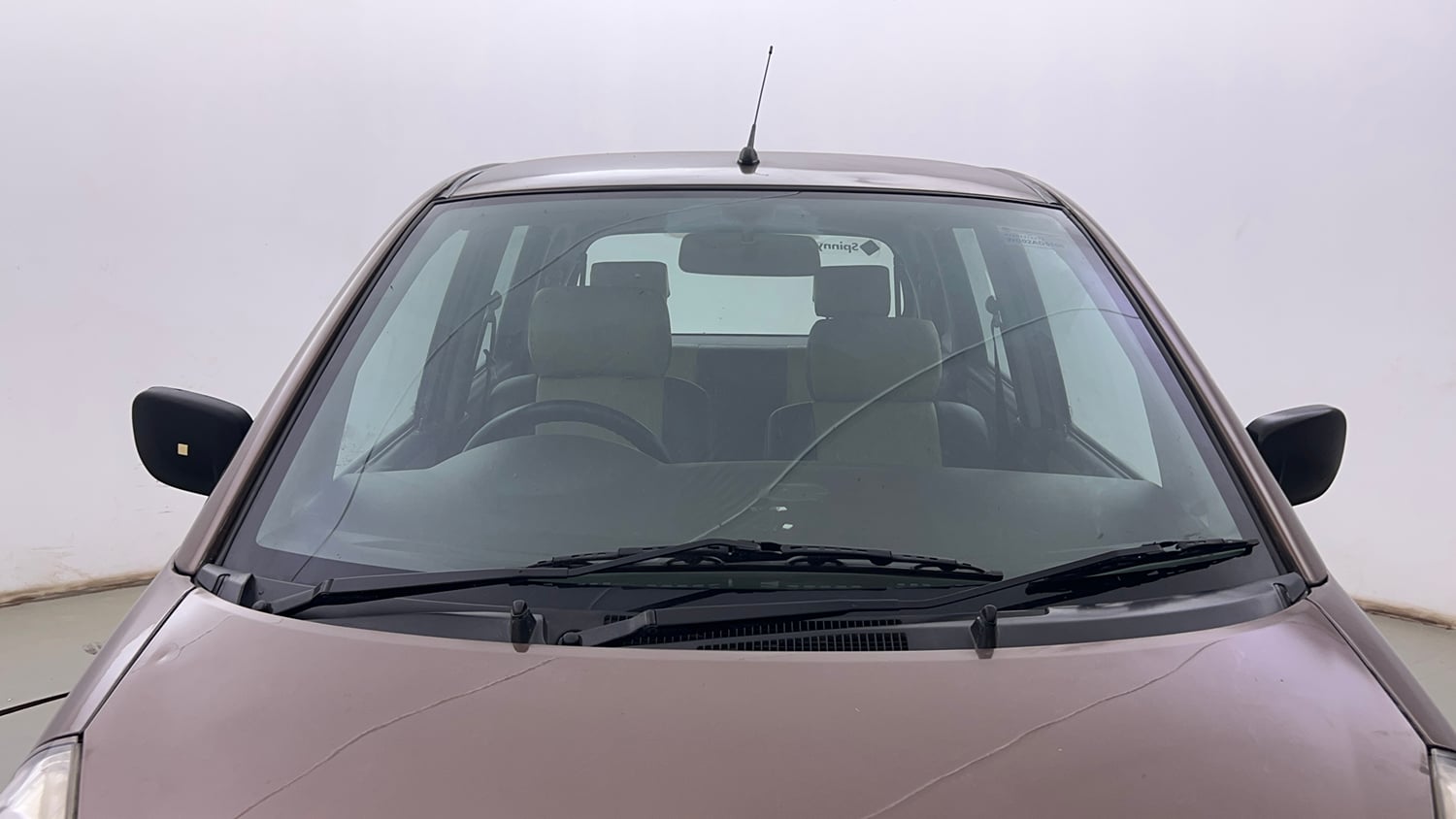Used 2013 Maruti Suzuki Estilo LXi BS-IV Petrol Manual exterior FRONT WINDSHIELD VIEW