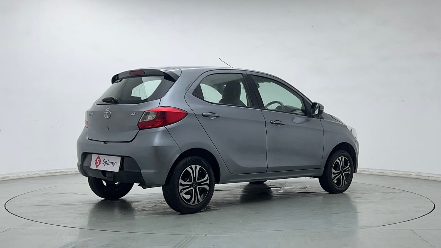 Used 2019 Tata Tiago Revotron XZ w/o Alloy Petrol Manual exterior RIGHT REAR CORNER VIEW
