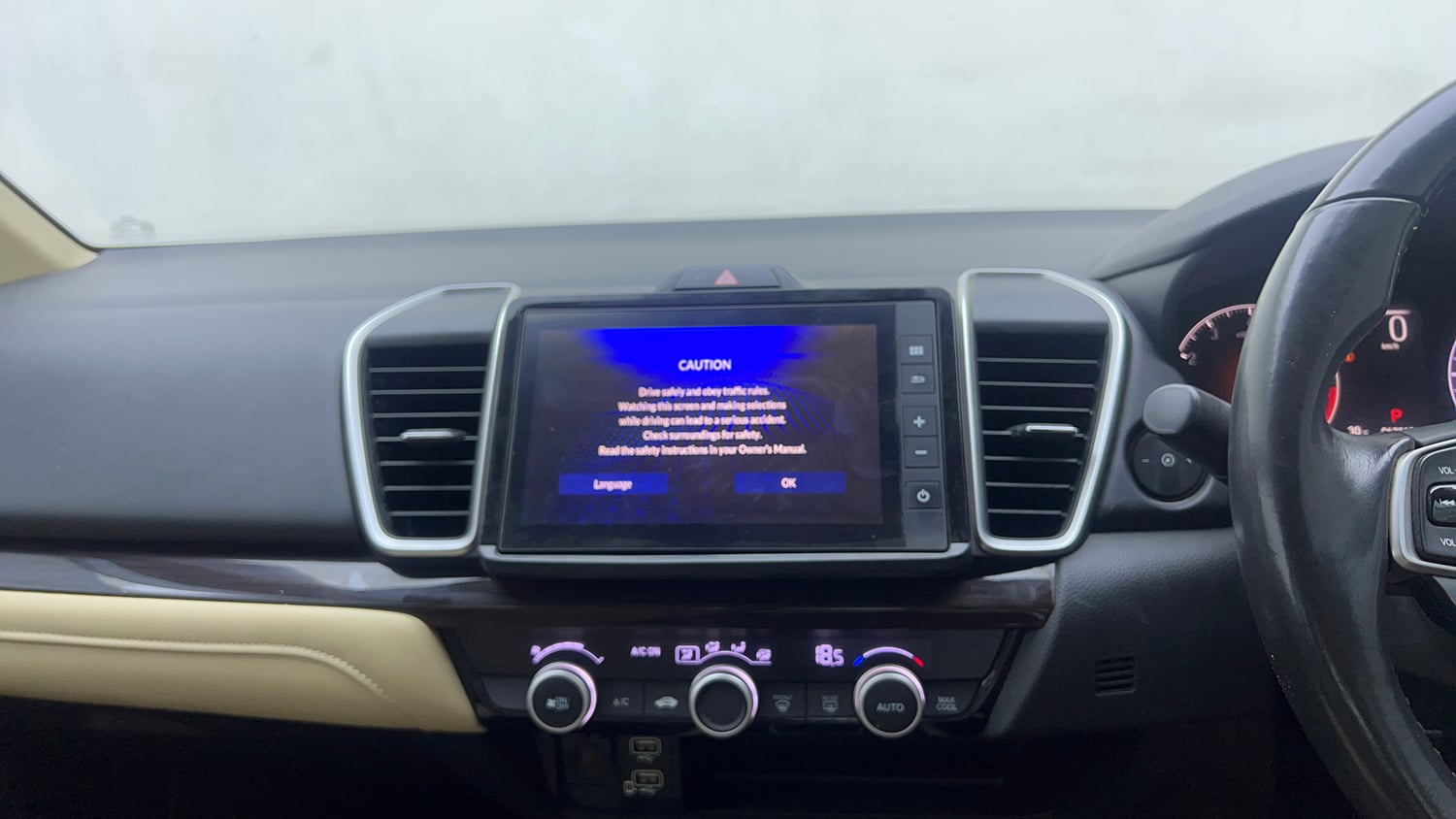 Used 2021 Honda City ZX CVT Petrol Petrol Automatic interior MUSIC SYSTEM & AC CONTROL VIEW