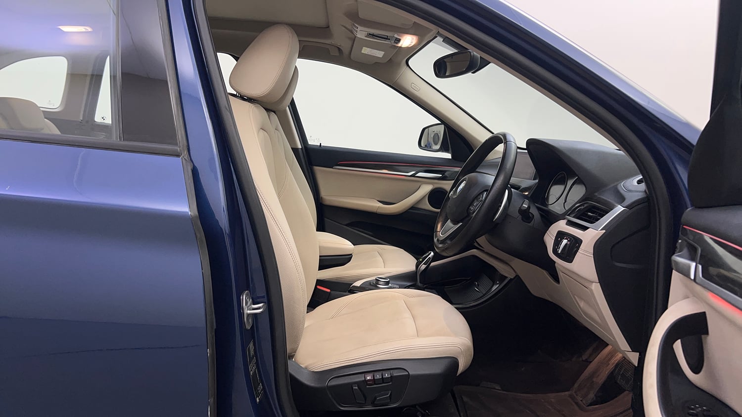 Used 2021 BMW X1 sDrive20d xLine Diesel Automatic interior RIGHT SIDE FRONT DOOR CABIN VIEW