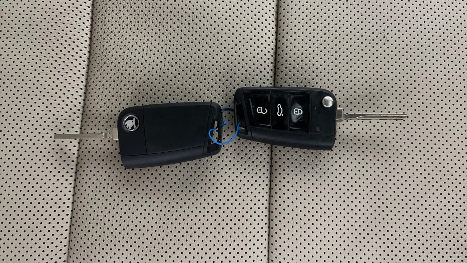 Used 2023 Skoda Slavia Style 1.5L TSI DSG Petrol Automatic extra CAR KEY VIEW