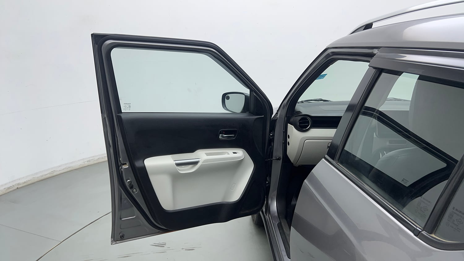 Used 2023 Maruti Suzuki Ignis Alpha 1.2 AMT Petrol Automatic interior LEFT FRONT DOOR OPEN VIEW