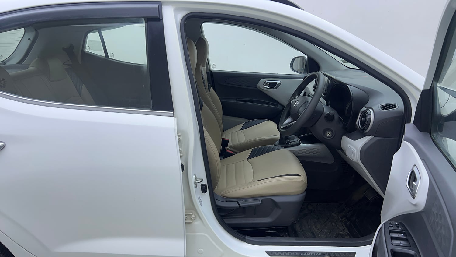 Used 2020 Hyundai Grand i10 Nios Sportz AMT 1.2 Kappa VTVT Petrol Automatic interior RIGHT SIDE FRONT DOOR CABIN VIEW