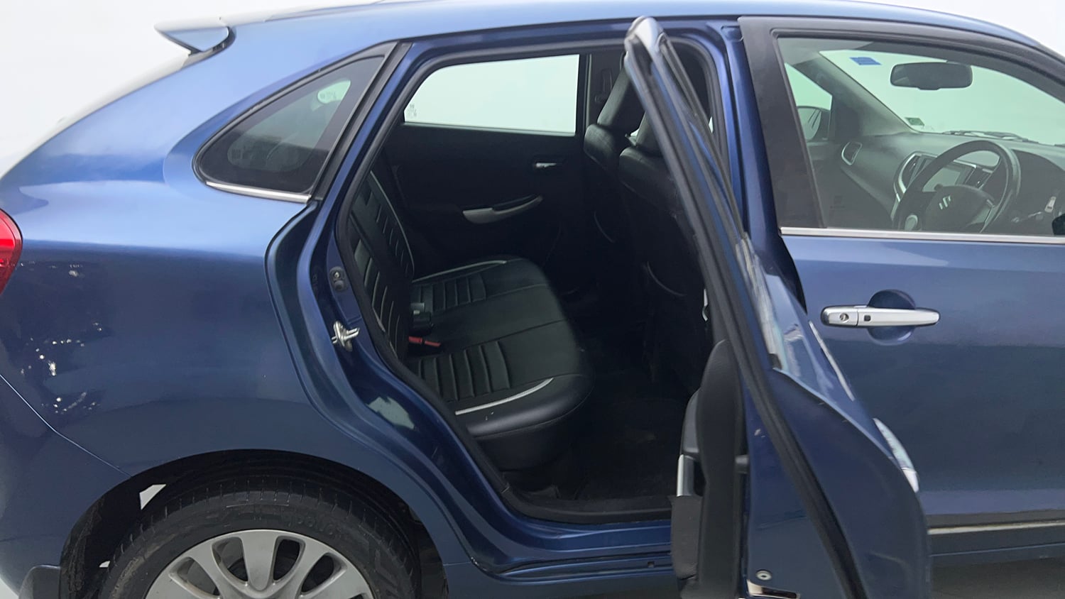 Used 2017 Maruti Suzuki Baleno Alpha 1.2 Petrol Manual interior RIGHT SIDE REAR DOOR CABIN VIEW