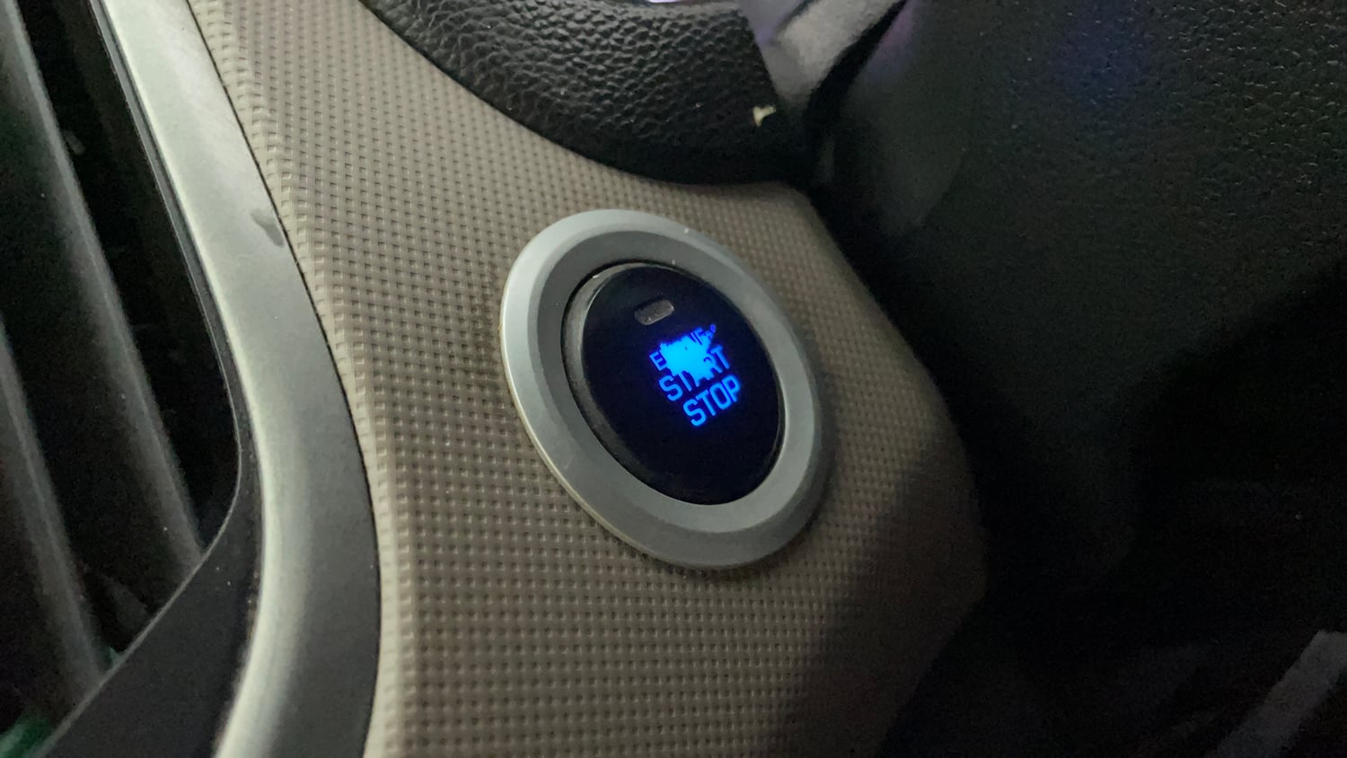 Used 2016 Hyundai Creta 1.6 SX Plus AT Diesel Automatic top_features Keyless start