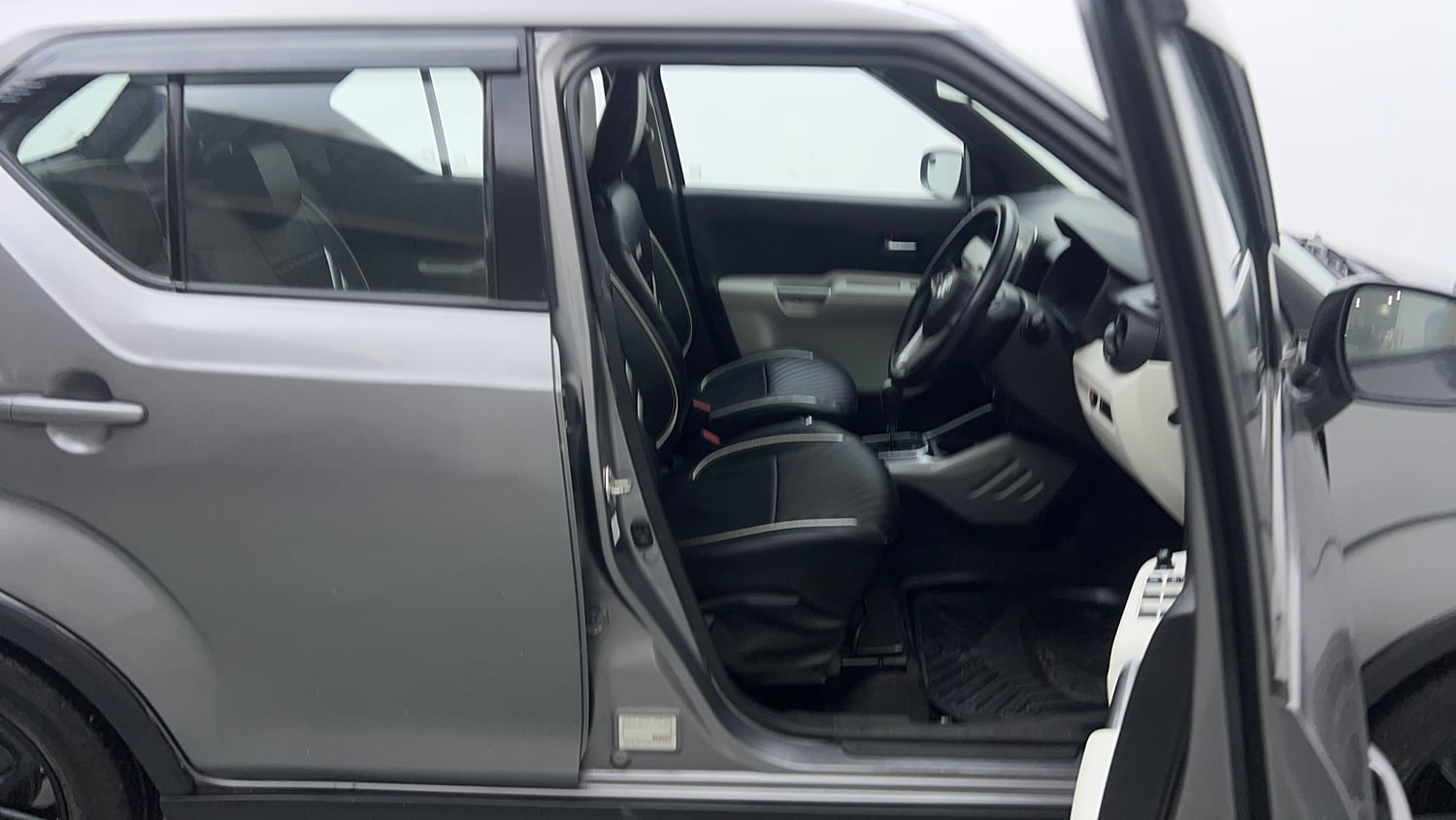Used 2023 Maruti Suzuki Ignis Alpha 1.2 AMT Petrol Automatic interior RIGHT SIDE FRONT DOOR CABIN VIEW