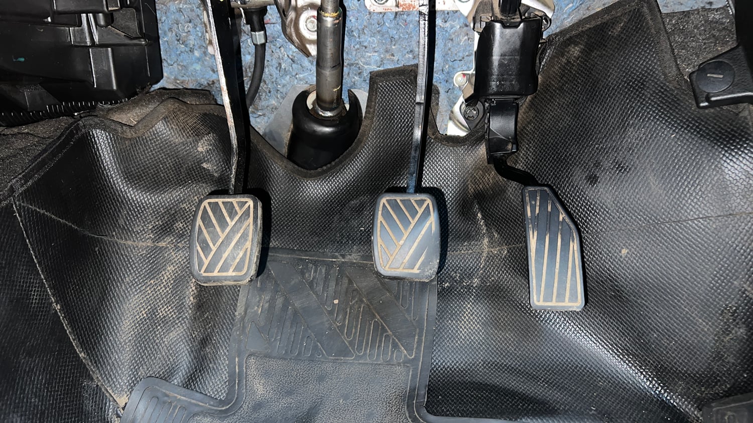 Used 2022 Maruti Suzuki Wagon R VXI 1.0 CNG Cng Manual interior PEDALS VIEW