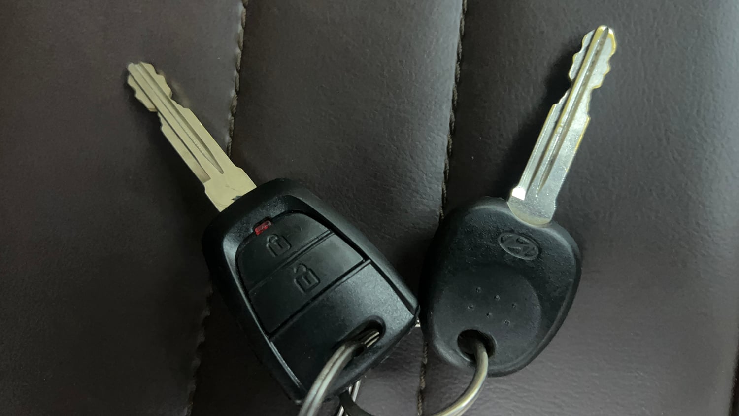 Used 2022 Hyundai Santro Sportz Petrol Manual extra CAR KEY VIEW