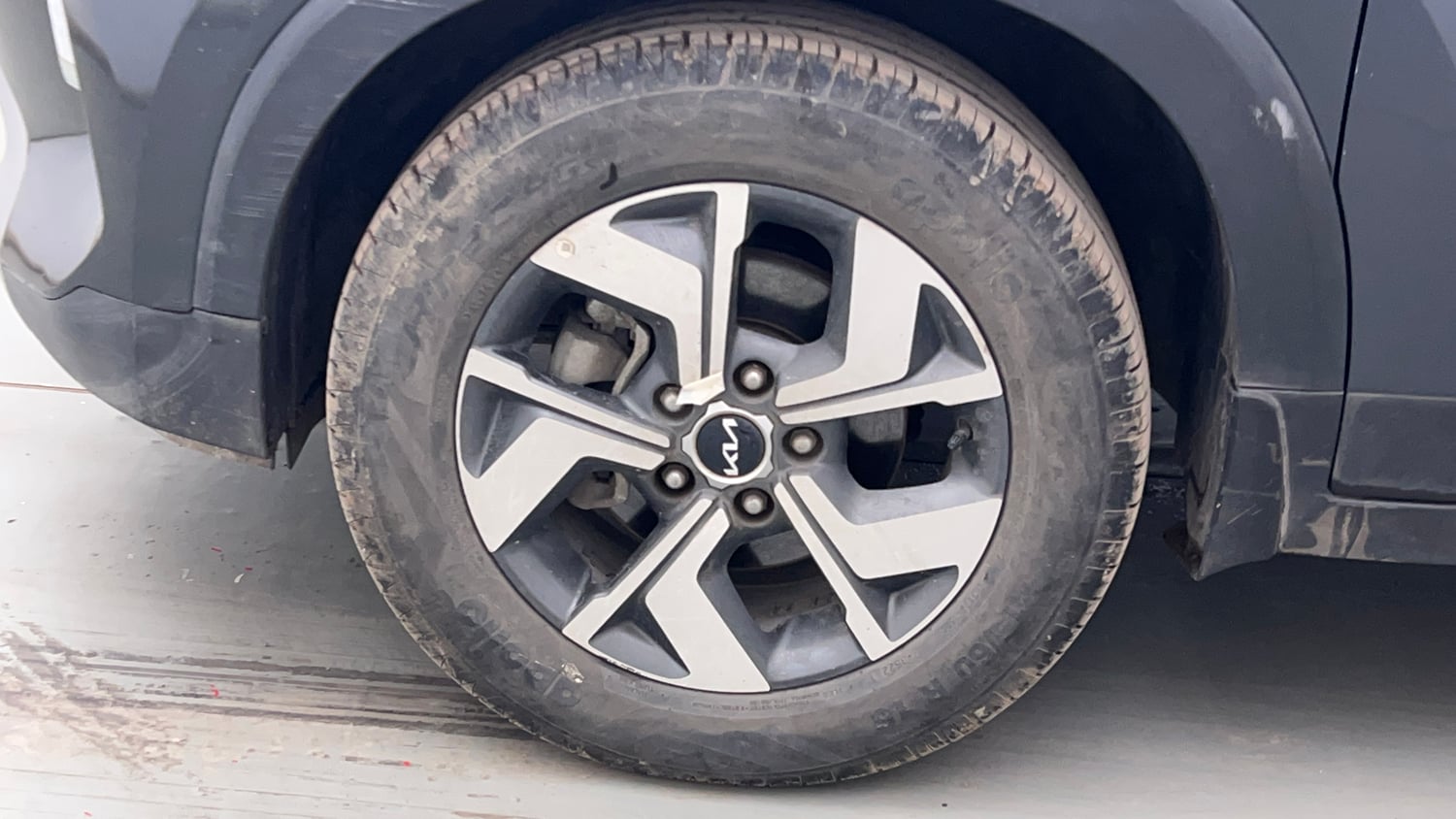Used 2022 Kia Sonet HTX Plus 1.5 Diesel Manual tyres LEFT FRONT TYRE RIM VIEW