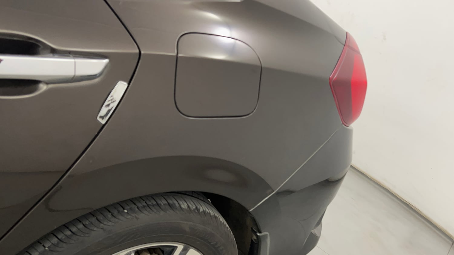 Used 2019 Honda Civic ZX CVT Petrol Petrol Automatic dents MINOR SCRATCH