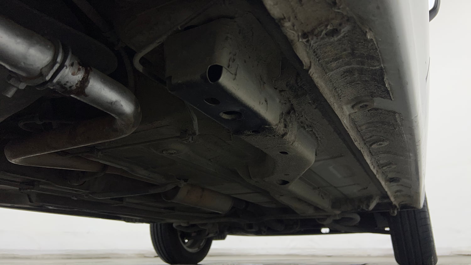 Used 2018 Tata Tiago Revotron XZ Petrol Manual extra REAR RIGHT UNDERBODY VIEW