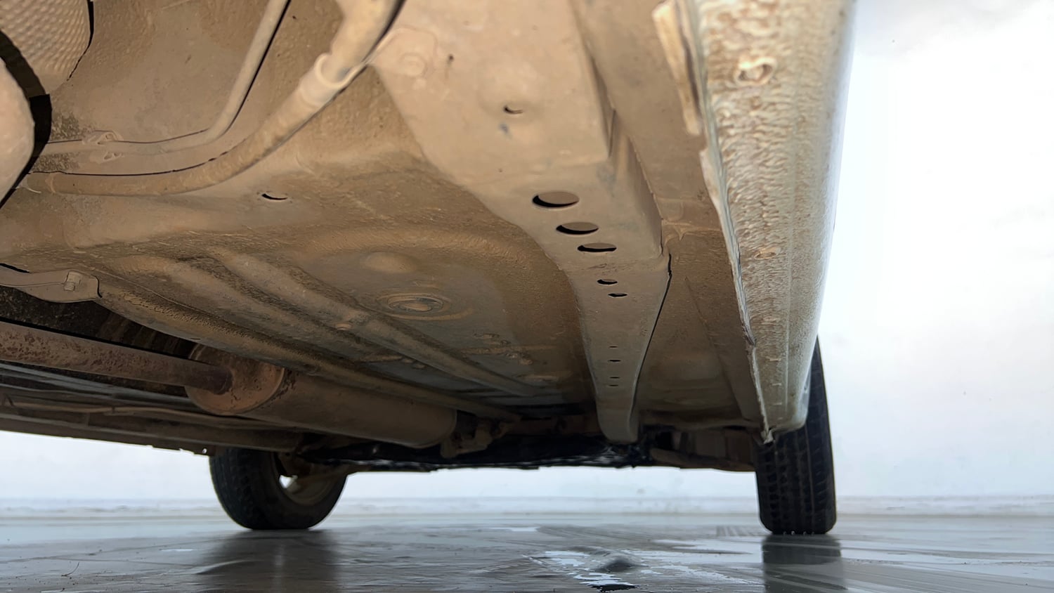 Used 2021 Maruti Suzuki Wagon R 1.0 LXI CNG (Outside Fitted) Cng Manual extra REAR RIGHT UNDERBODY VIEW