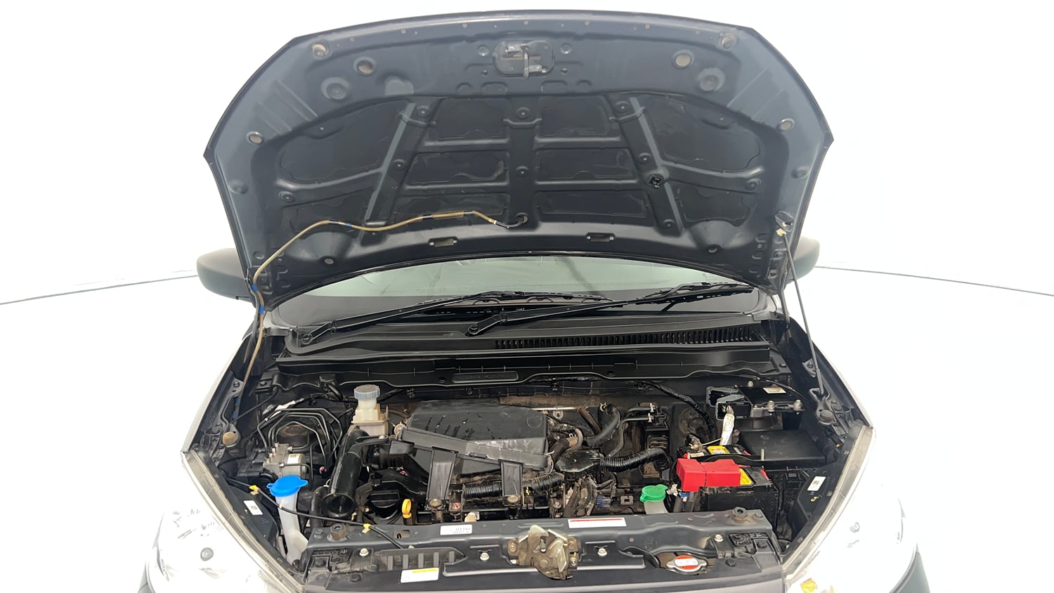Used 2023 Maruti Suzuki Alto K10 VXi Plus Petrol Manual engine ENGINE & BONNET OPEN FRONT VIEW