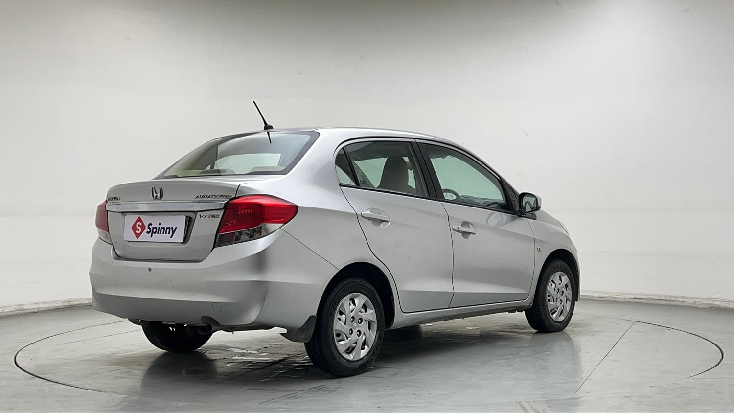 Used 2014 Honda Amaze 1.2 EX i-VTEC Petrol Manual exterior RIGHT REAR CORNER VIEW