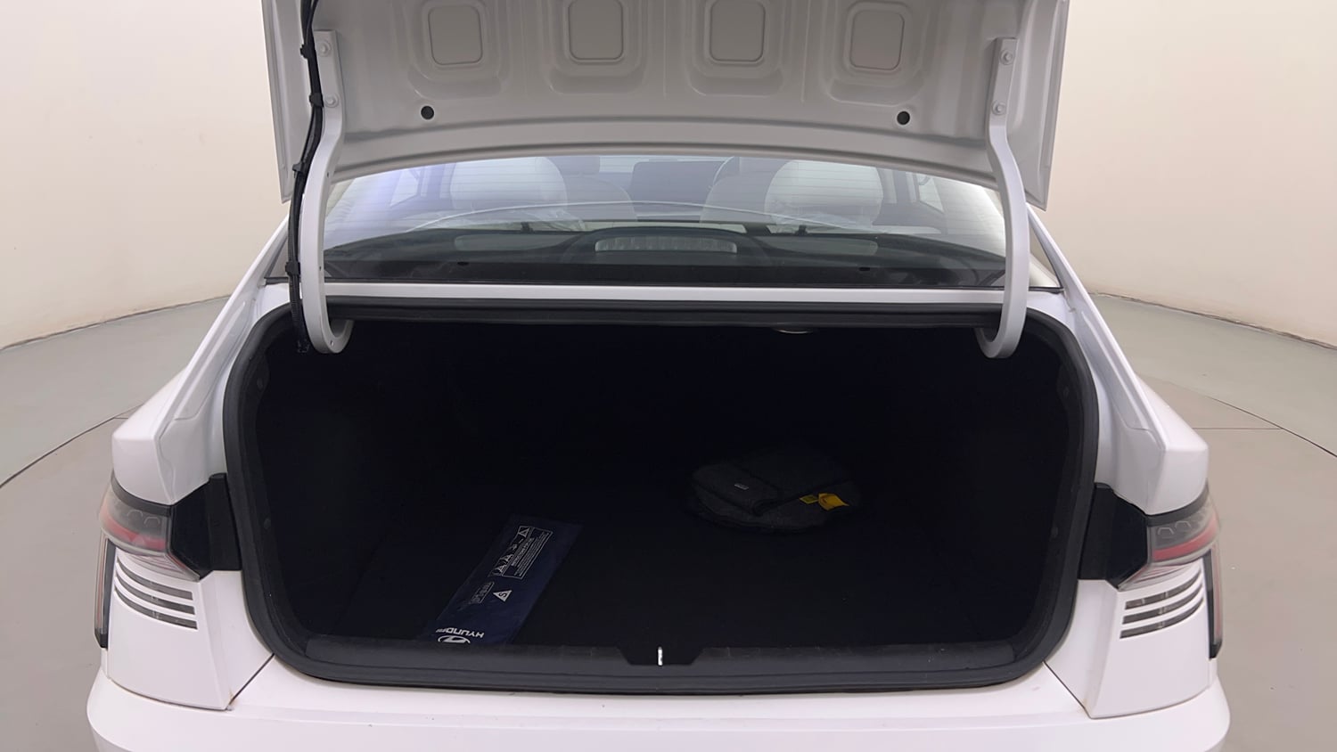 Used 2024 Hyundai Verna SX (O)1.5 Petrol MT Petrol Manual interior DICKY INSIDE VIEW