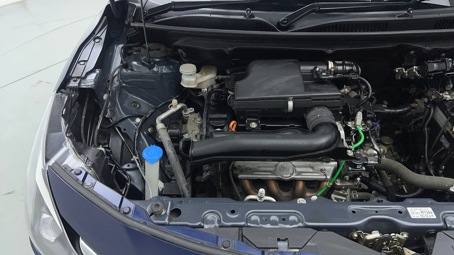 Used 2025 Maruti Suzuki Baleno Alpha MT Petrol Manual engine ENGINE RIGHT SIDE VIEW