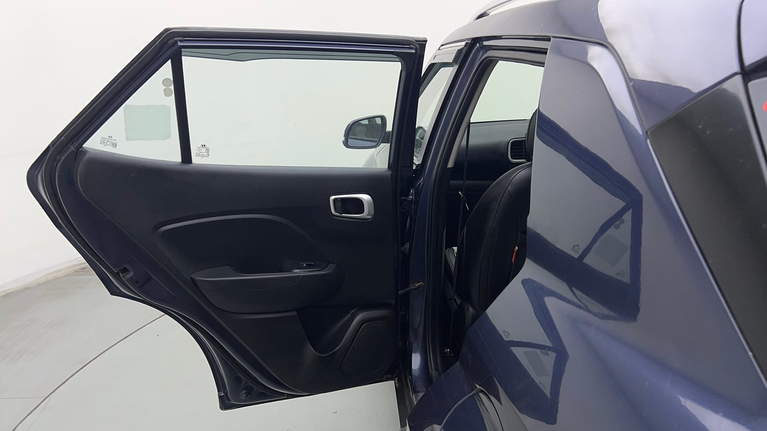 Used 2021 Hyundai Venue SX 1.0 Turbo Petrol Manual interior LEFT REAR DOOR OPEN VIEW