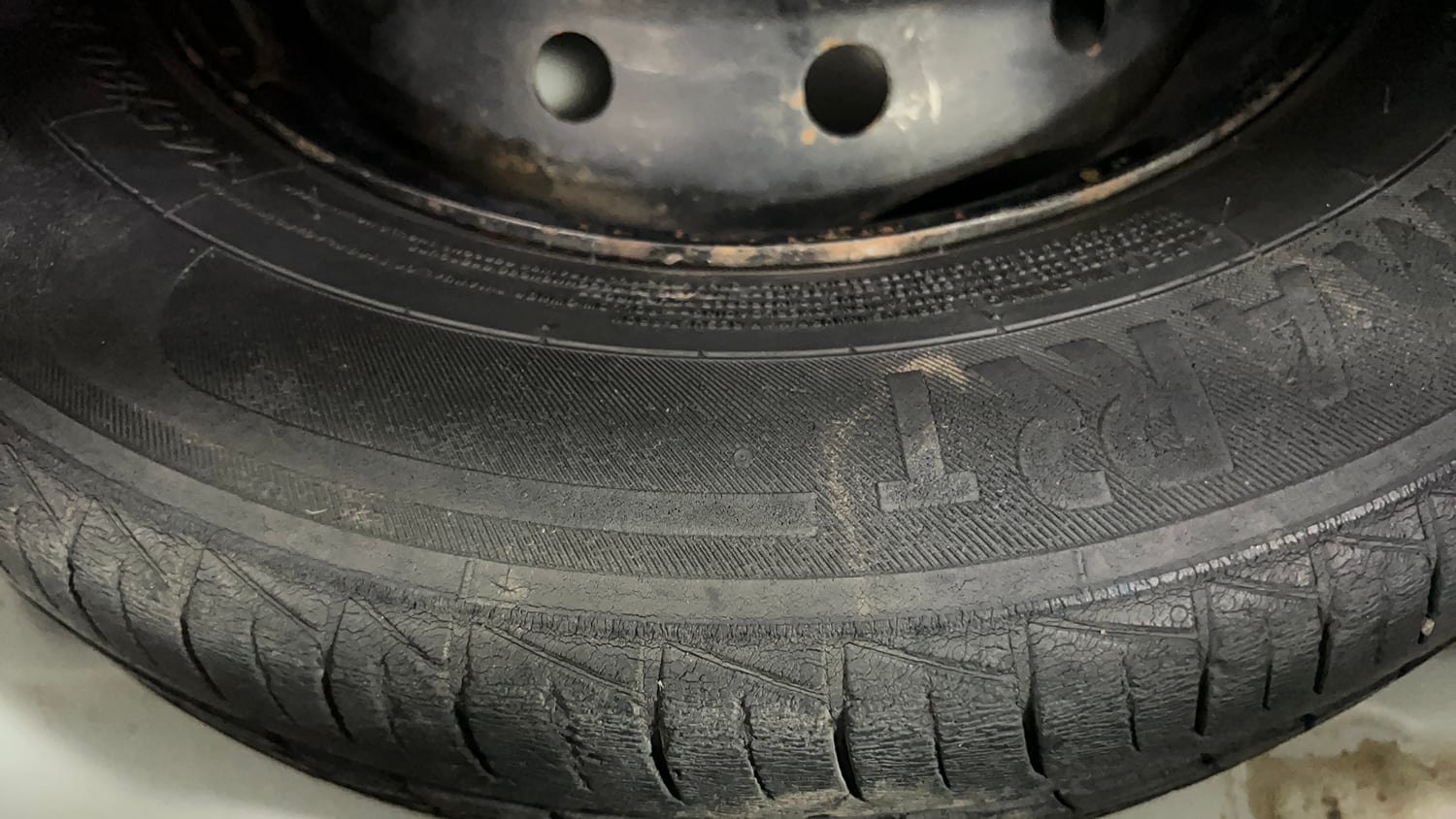 Used 2021 Maruti Suzuki Alto 800 LXi CNG Cng Manual tyres SPARE TYRE VIEW