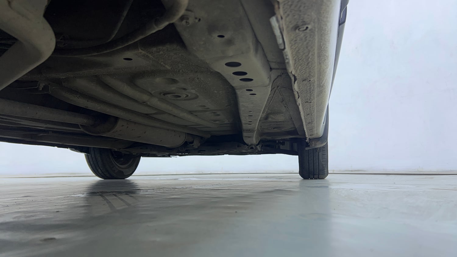Used 2022 Maruti Suzuki Wagon R VXI 1.0 CNG Cng Manual extra REAR RIGHT UNDERBODY VIEW
