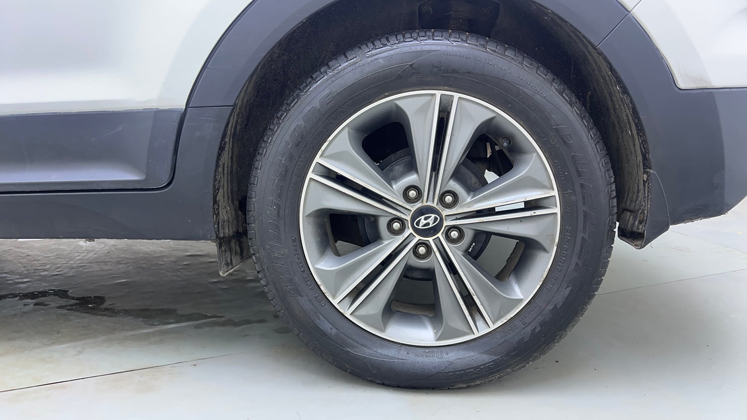 Used 2016 Hyundai Creta 1.6 SX Plus AT Petrol Petrol Automatic tyres LEFT REAR TYRE RIM VIEW