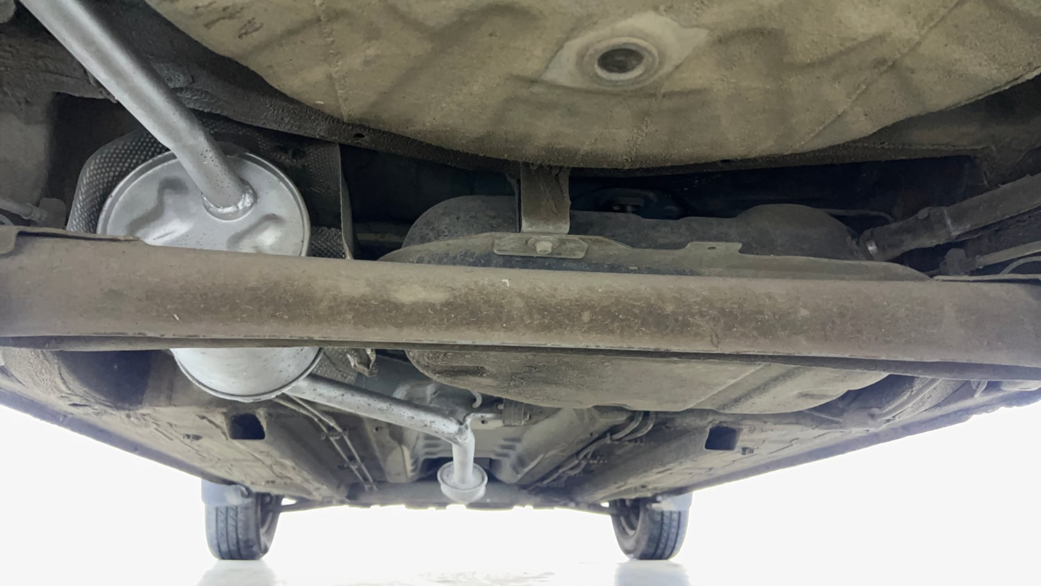 Used 2021 Renault Kwid RXT 1.0 Opt Petrol Manual extra REAR UNDERBODY VIEW (TAKEN FROM REAR)