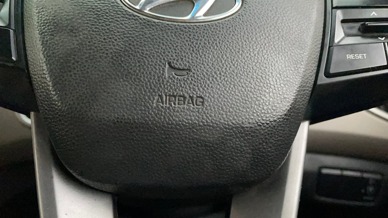 Used 2016 Hyundai Creta 1.6 SX Plus AT Diesel Automatic top_features Airbags