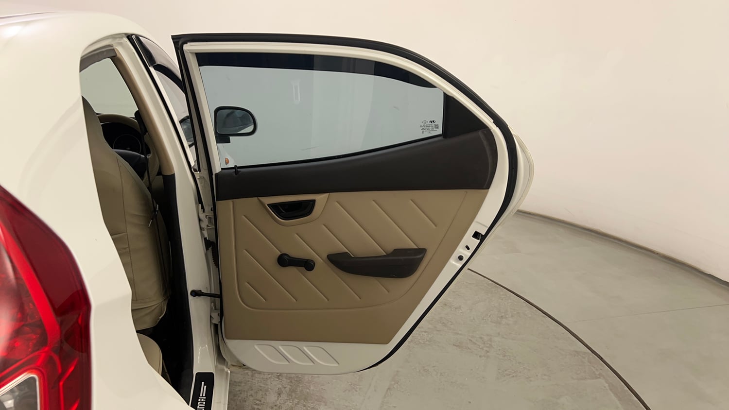 Used 2018 Hyundai Eon Magna + Petrol Manual interior RIGHT REAR DOOR OPEN VIEW