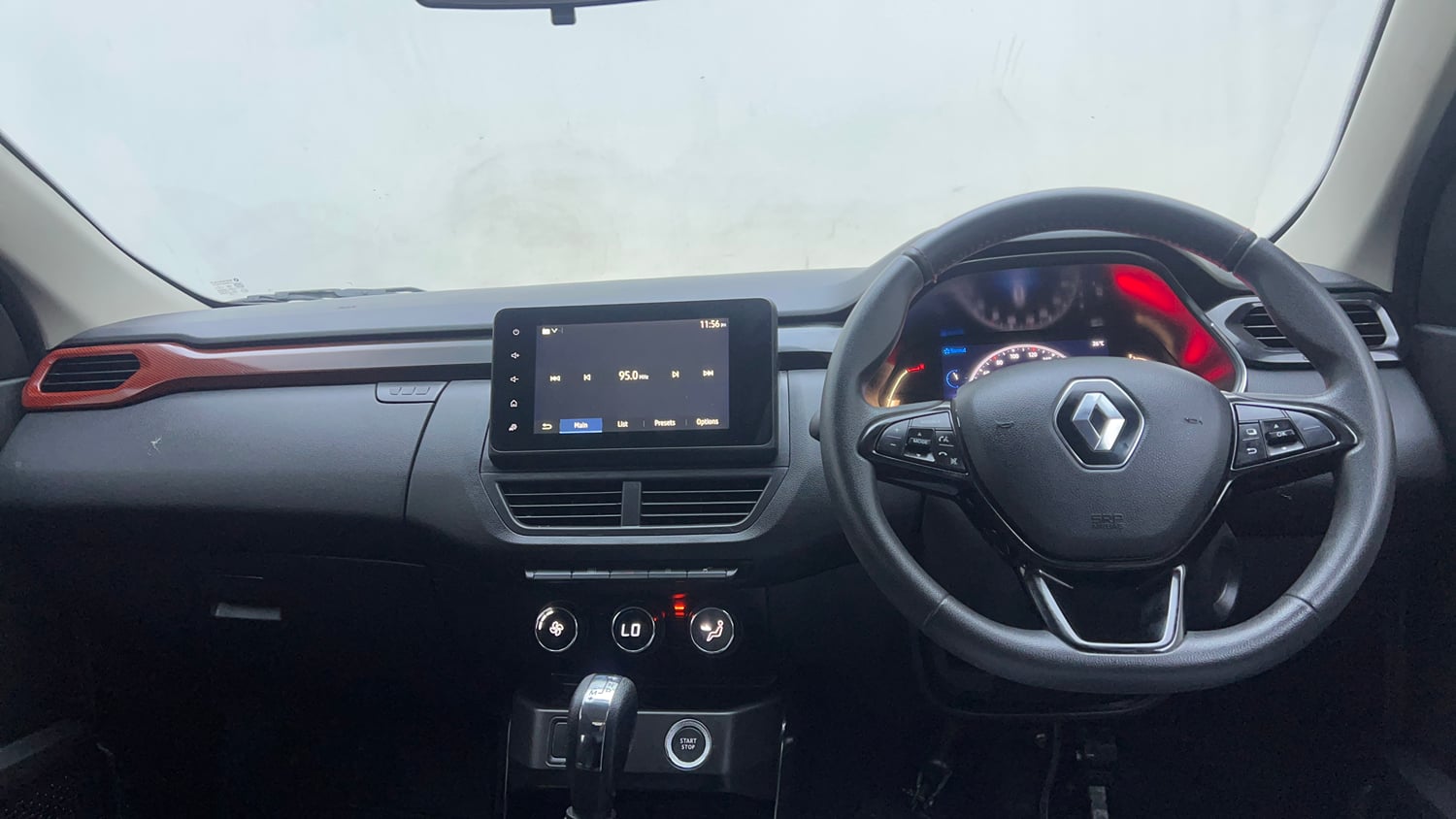 Used 2023 Renault Kiger RXZ AMT Petrol Automatic interior DASHBOARD VIEW