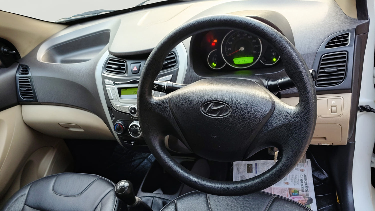 Used 2017 Hyundai Eon Magna + Petrol Manual interior STEERING VIEW