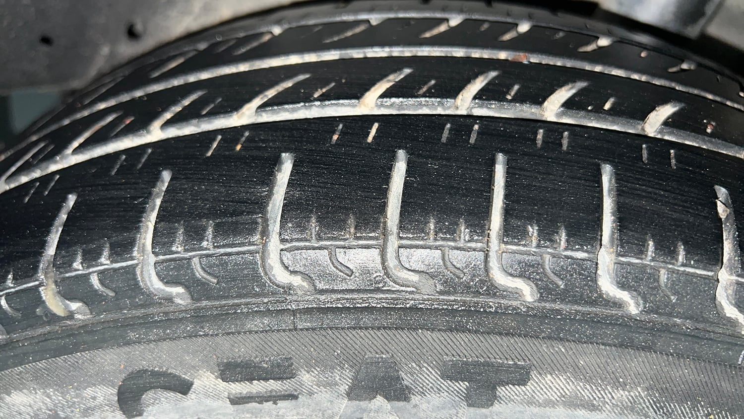 Used 2017 Maruti Suzuki Celerio VXi Petrol Manual tyres LEFT REAR TYRE TREAD VIEW