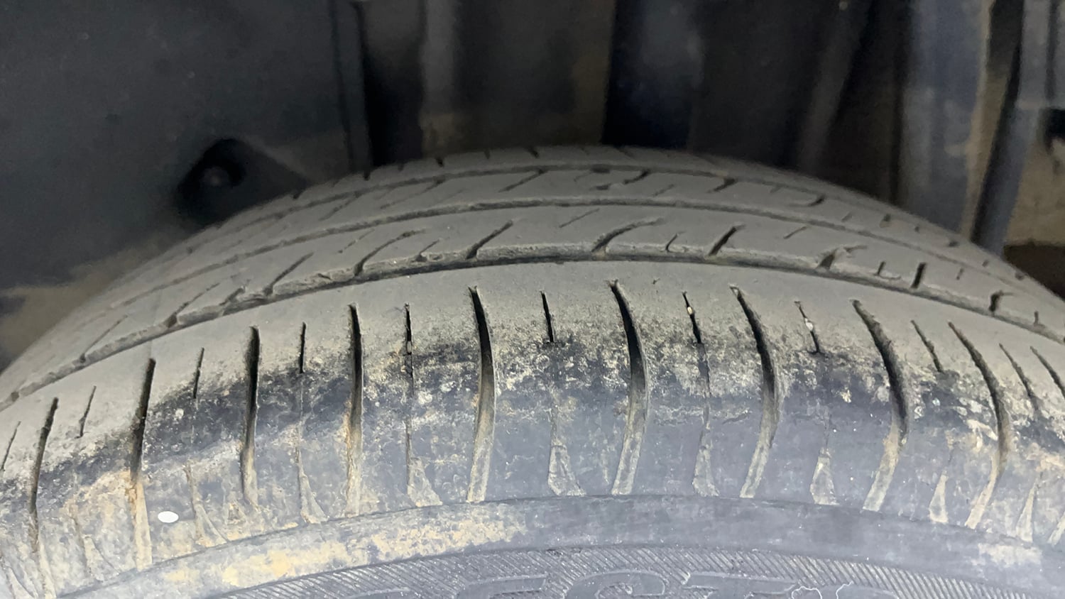 Used 2018 Tata Tiago Revotron XZA Petrol Automatic tyres LEFT REAR TYRE TREAD VIEW