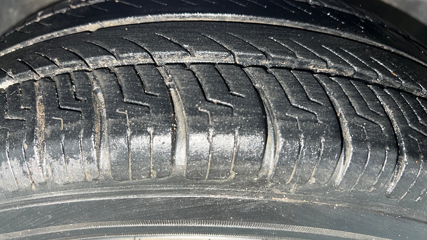 Used 2017 Maruti Suzuki Celerio VXi Petrol Manual tyres RIGHT FRONT TYRE TREAD VIEW
