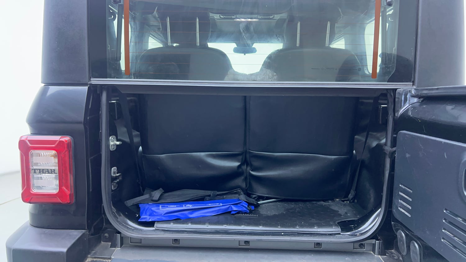 Used 2021 mahindra Thar LX Hard Top Petrol AT 4WD Petrol Automatic interior DICKY INSIDE VIEW