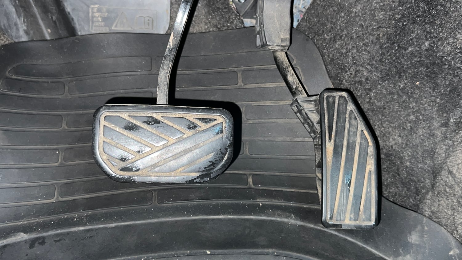 Used 2023 Maruti Suzuki Fronx Delta Plus 1.2L AGS Petrol Automatic interior PEDALS VIEW