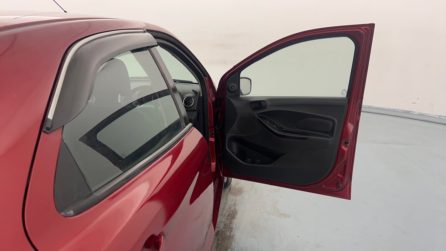 Used 2019 Ford Figo Titanium 1.2 Ti-VCT MT Petrol Manual interior RIGHT FRONT DOOR OPEN VIEW