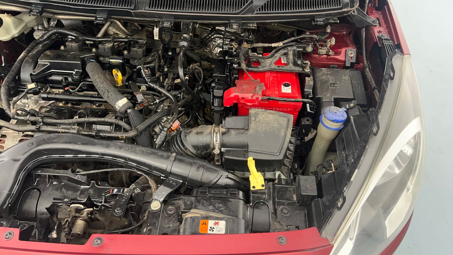 Used 2019 Ford Figo Titanium 1.2 Ti-VCT MT Petrol Manual engine ENGINE LEFT SIDE VIEW