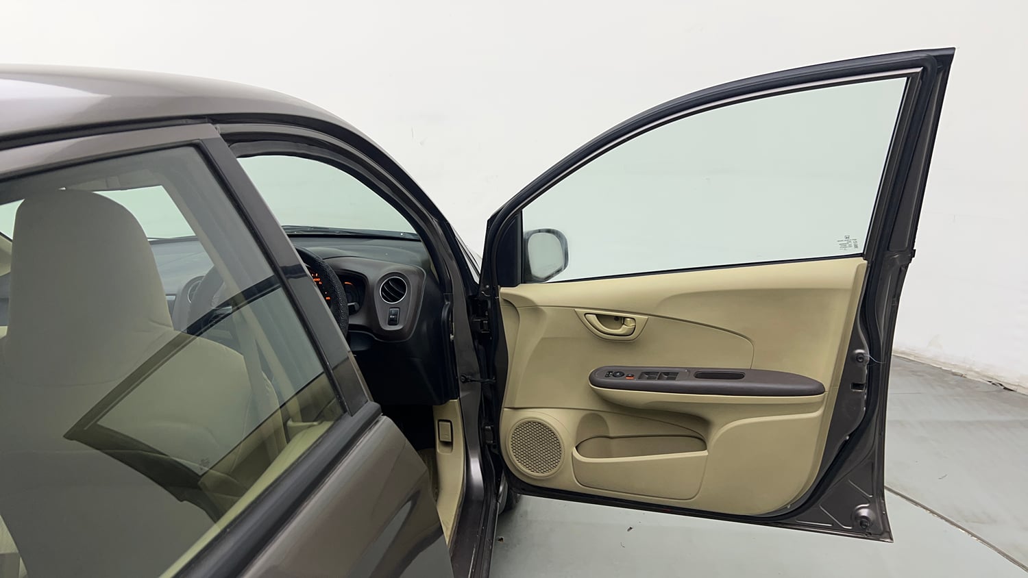 Used 2013 Honda Amaze 1.2 S i-VTEC Petrol Manual interior RIGHT FRONT DOOR OPEN VIEW