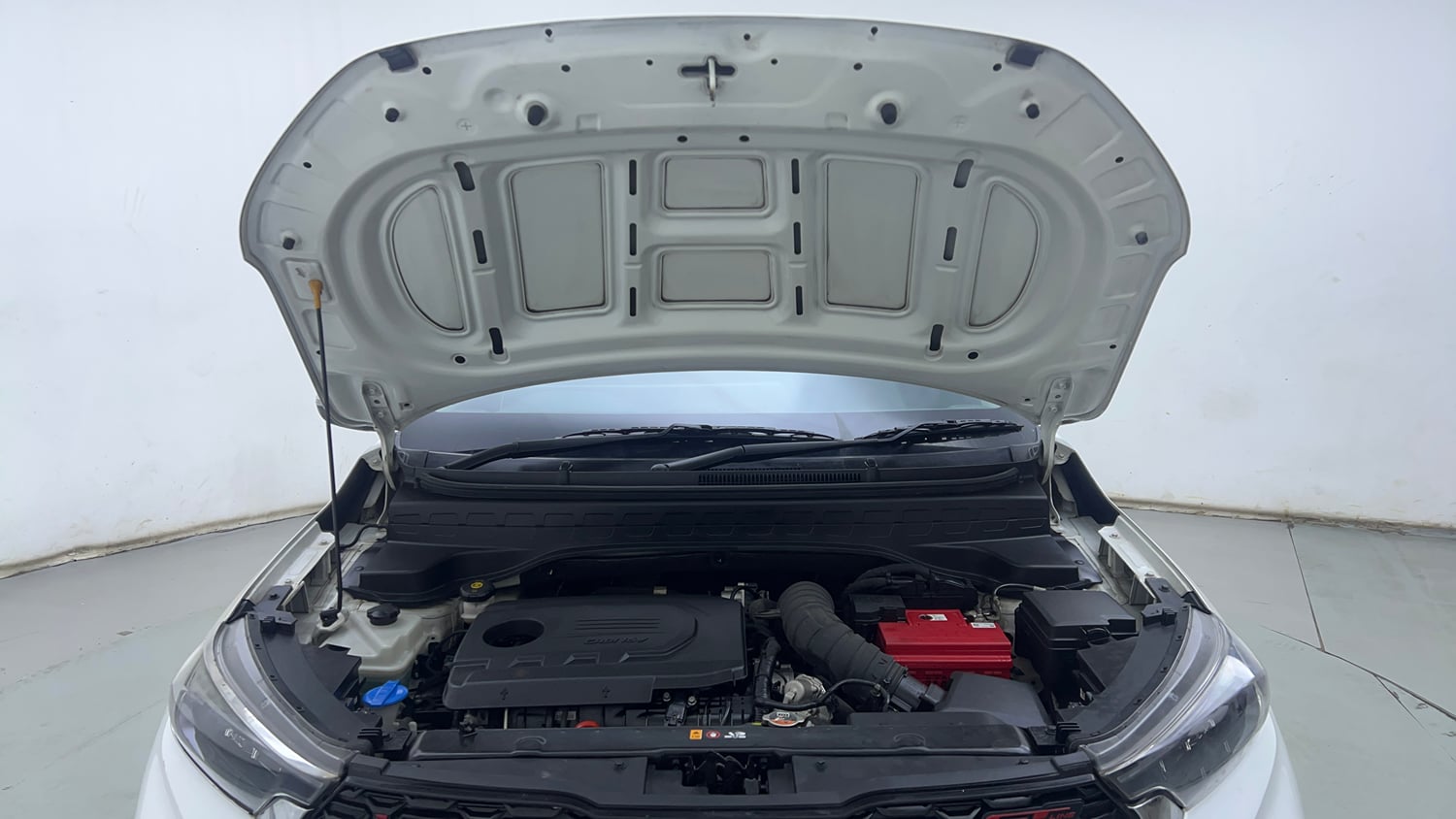 Used 2020 Kia Sonet GTX Plus 1.5 AT Diesel Automatic engine ENGINE & BONNET OPEN FRONT VIEW